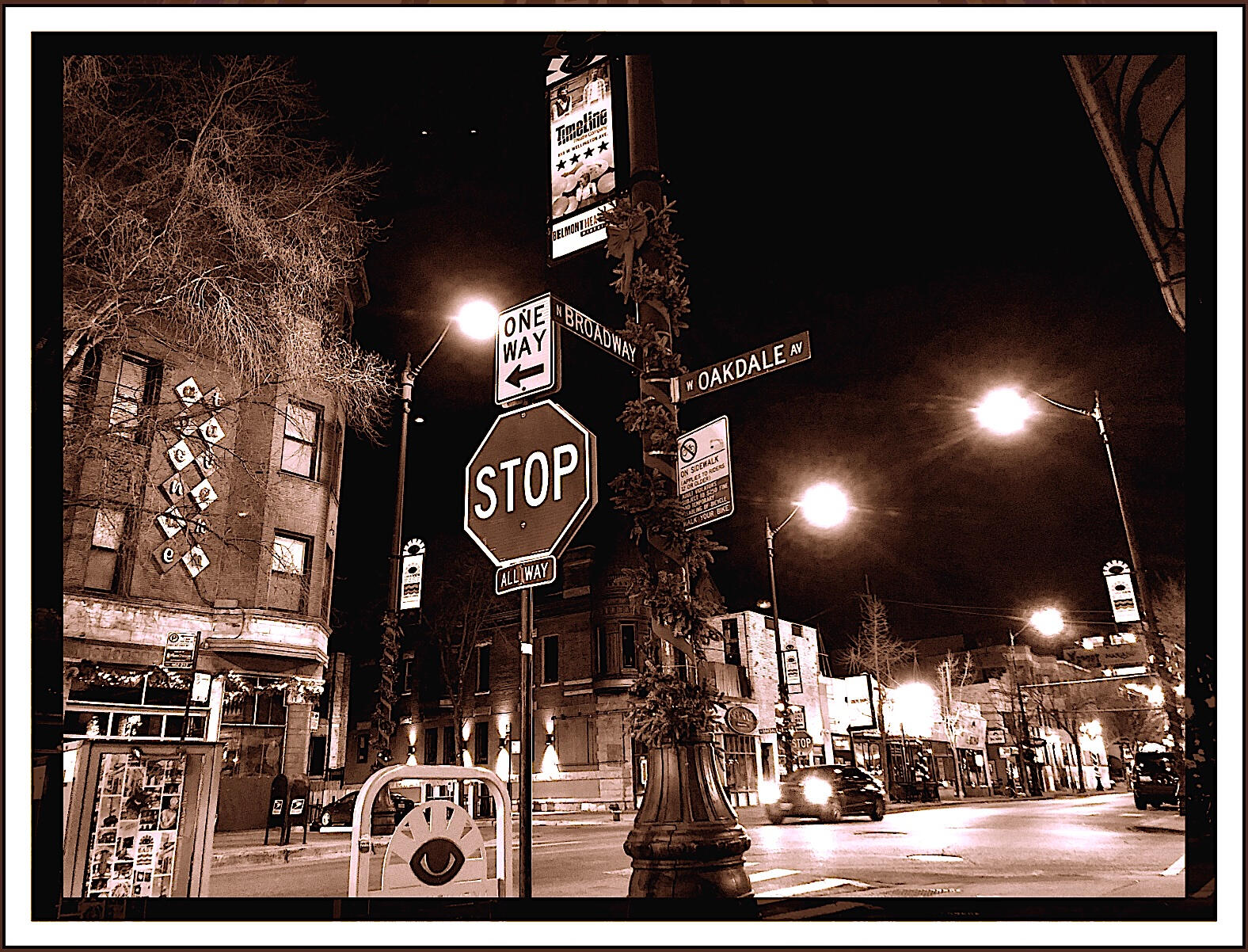 Broadway/Oakdale - Lakeview East, IL.